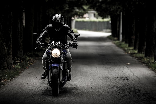 Comment choisir les bons composants pour l’échappement de sa moto ?